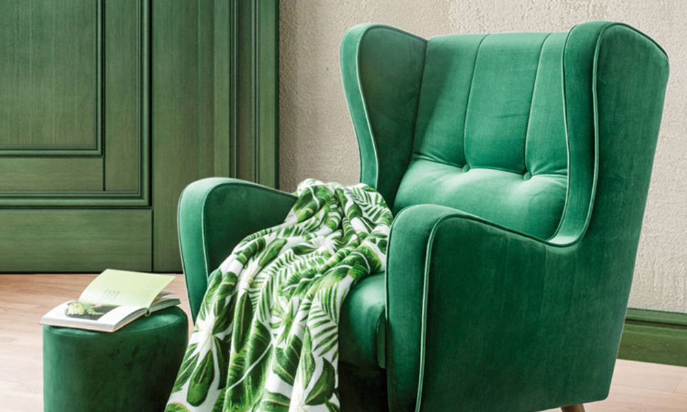 Sillón de terciopelo YASMÍN de Conforama Sillón de terciopelo YASMÍN de Conforama