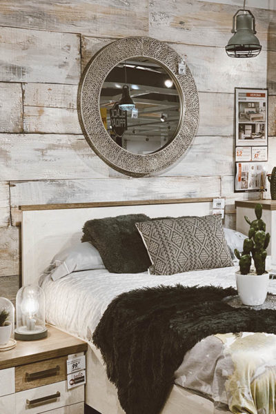 Dormitorio VERONA decorado con un cactus artificial dormitorio matrimonio madera