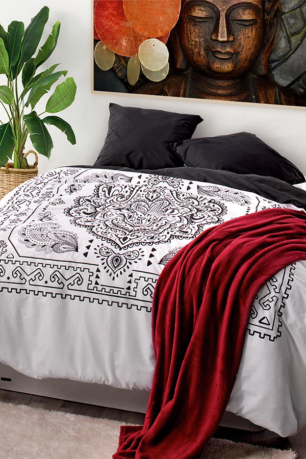 Para los dormitorios pequeños, aporta luminosidad con la funda nórdica RITUAL decoración boho