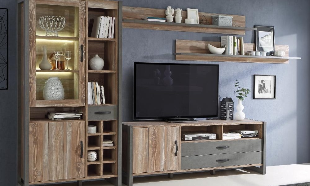 Con el mueble de tv INDUSTRY puedes dejar a la vista aquello que más usas y esconder el resto. Tu salón se verá ordenado y, ¡muy cosmopolita gracias a su moderno diseño! como pintar un mueble de madera de otro color