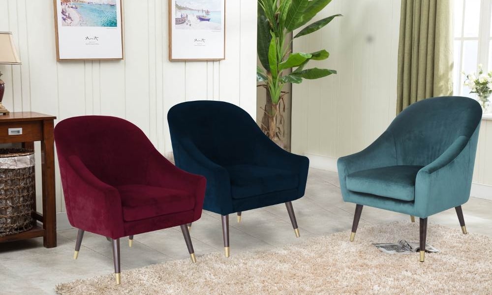 El sillón de terciopelo RETRO puede aportar ese toque de distinción que quieres para tu salón. Lo tienes en color azul, rojo y verde, ¿cuál eliges? como pintar un mueble de madera de otro color