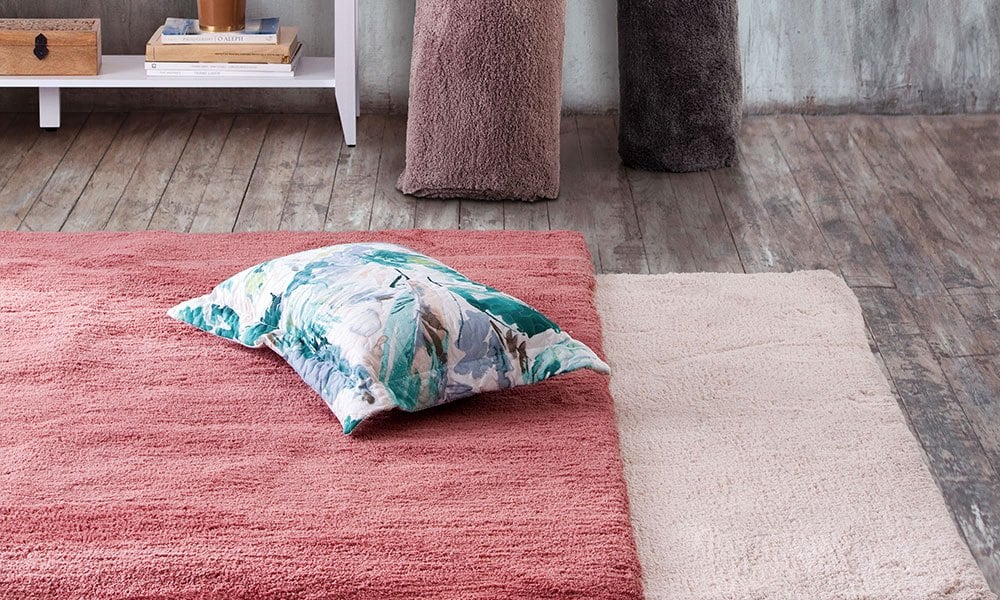 alfombra decorativa para modernizar suelo de terrazo 