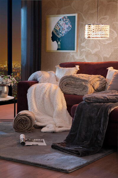 Los cojines y las mantas son imprescindibles para crear un ambiente chill out relajante habitacion chill out en casa